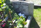d16d7016-dbea-46e2-bd85-5db540083518_tolkien-grave.jpg